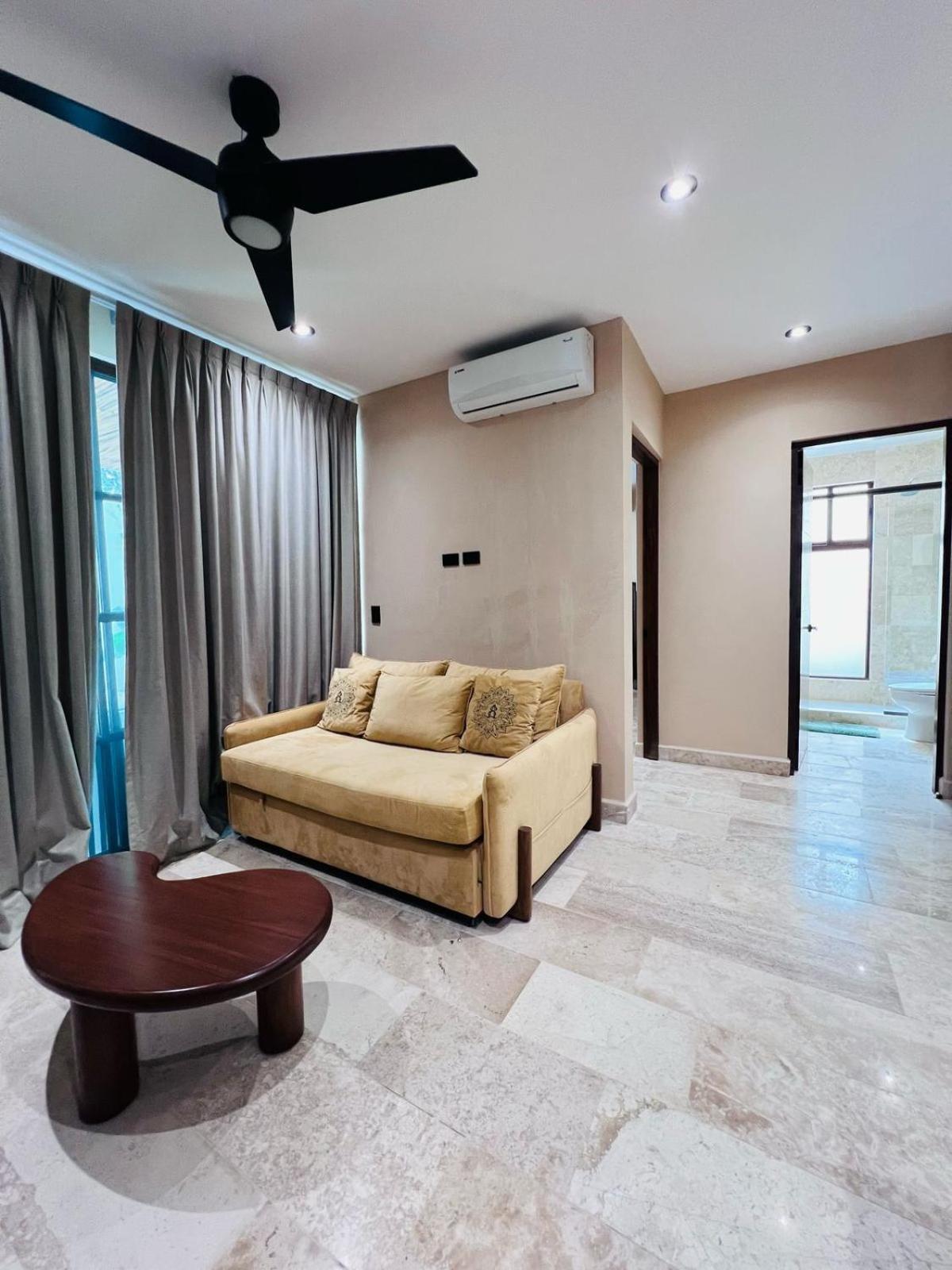Charming Boutique Jungle Views Private Pool Apartment *