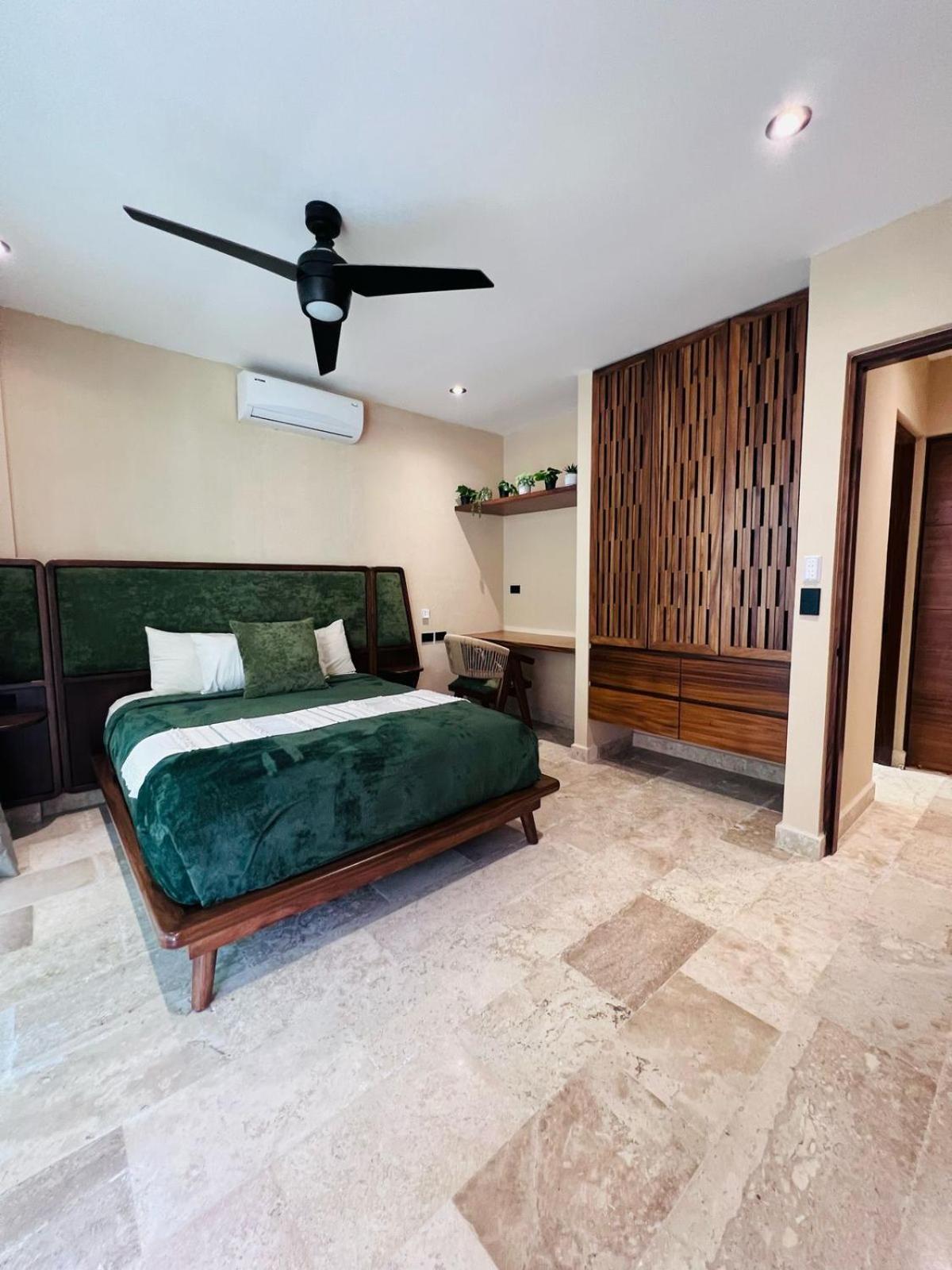 Charming Boutique Jungle Views Private Pool Apartment *